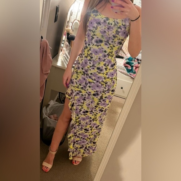 Floral Dress - Picture 2 of 4